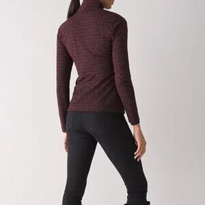 WhiteHouseBlackMarket, XS | Long Sleeve Mesh Turtleneck